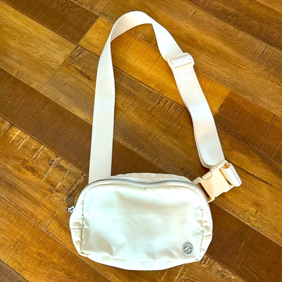 Handbags - Pander Bag